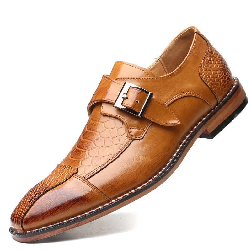 Spring new business casual men's shoes: British pointed-toe leather shoes, men's belt-buckle trendy shoes, men's cross-border shoes