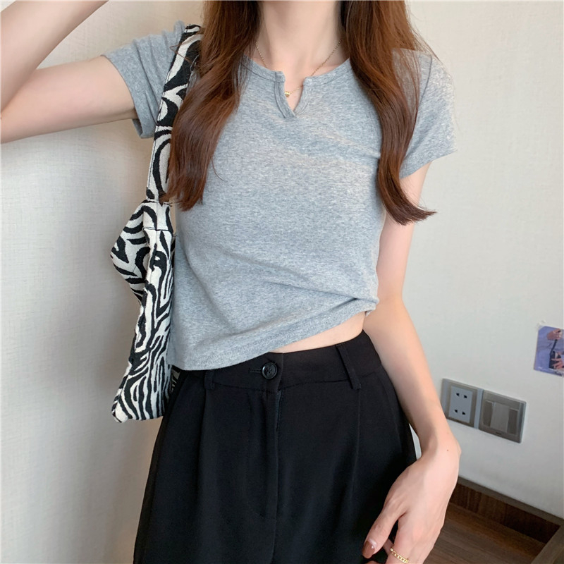165 Women's Design Sense Slim Casual T-shirt Short Sleeves
