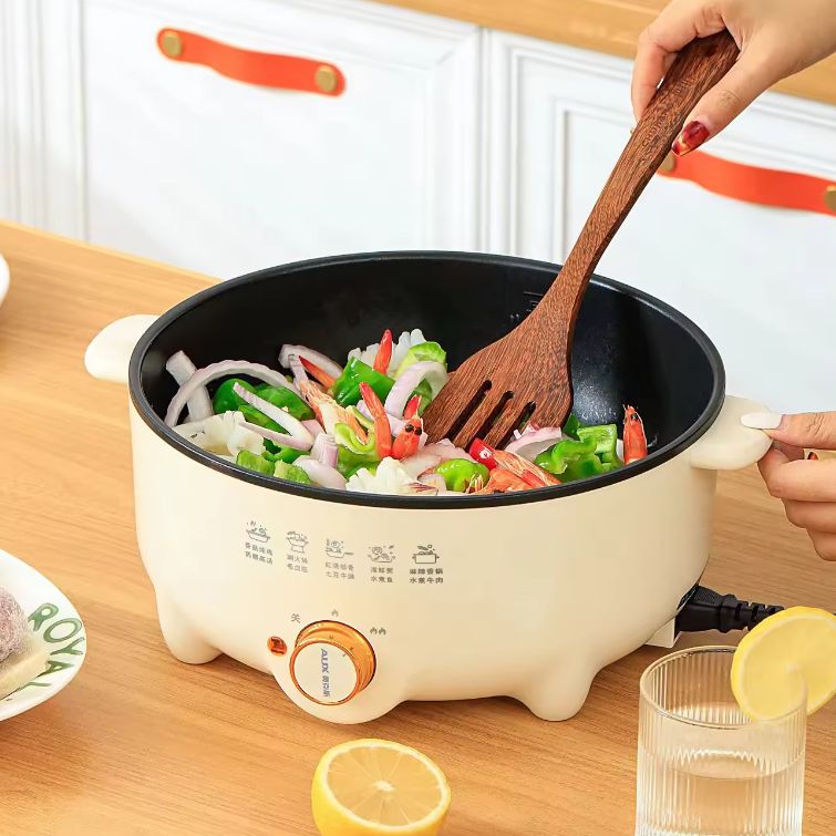 Multifunctional Household 1300W Electric Hot Pot For Frying And Cooking 