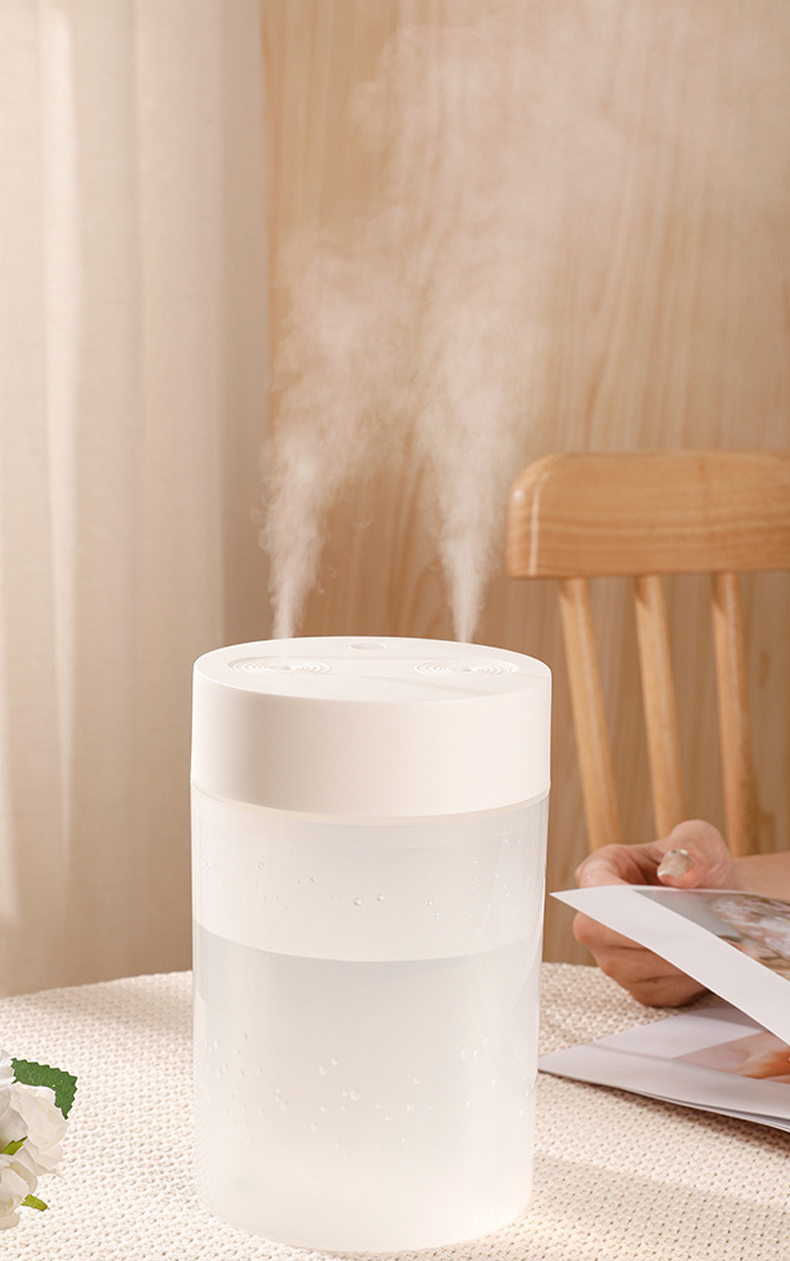 1.6L Air Humidifier Single Nozzle, USB Power Supply, Suitable for Study Room, Bedroom, Baby Room, Office, Car, With 7 Color LED, Air Humidifier, Can Be Used for Facial Moisturizing
