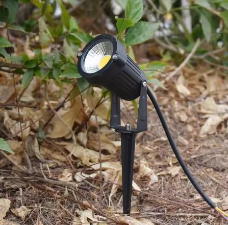 5W Outdoor LED Lawn Light with Spike Stand Waterproof IP68 Rotating Path COB Spotlight 220V Garden Light Landscape Tree Spotlight