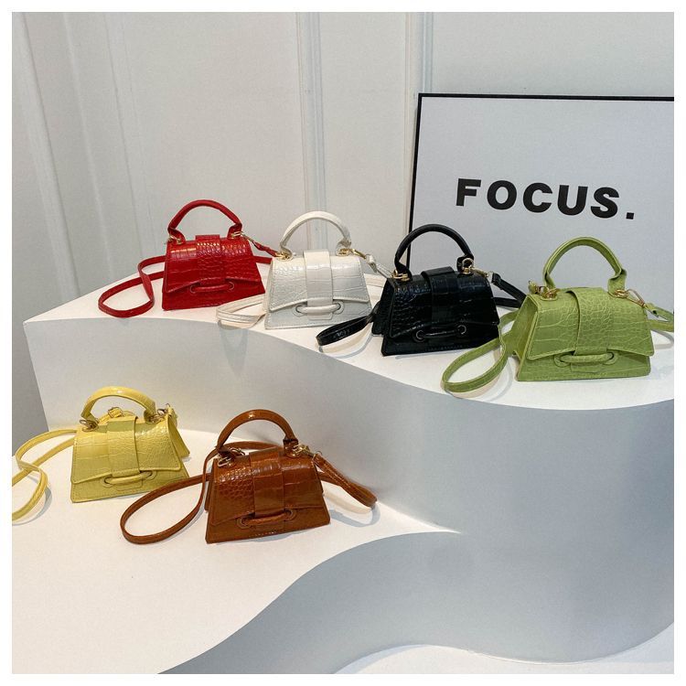 Women Minimalist Crocodile Texture Small Square Bag, Stylish Handheld Crossbody Shoulder Purse for Lipstick & Coins
