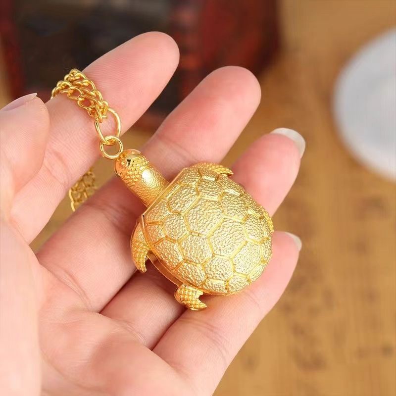 Classic Pocket Watch Golden Creative Retro New Style Flip Turtle Necklace Golden Turtle Quartz Watch