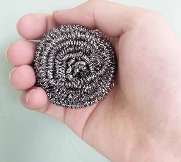 2PCS Metal Kitchen Scrubbing Sponges Dishwashing Scouring Pads Stainless Steel Scrubbers for Cleaning Dish Steel Wool Scrubber