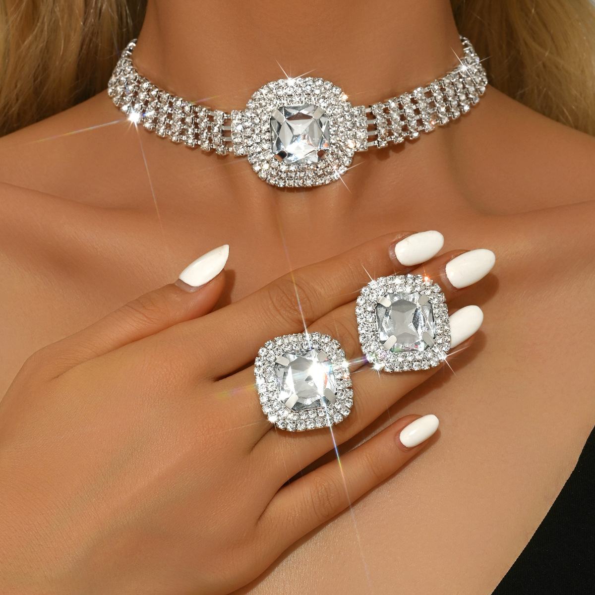 Luxury Geometric Square Halo Cubic Zirconia 2Pcs Necklace Earrings Jewelry Set Multi-layer Paved Rhinestone Clavicle Chain Adjustable 33.5cm+18cm Extended Silver Chain Eco-friendly Alloy Glam Women Accessories Ideal for Wedding Banquet Evening Prom Gowns Sophisticated Formal Outfits Festive Birthday Holiday Gift Ornaments
