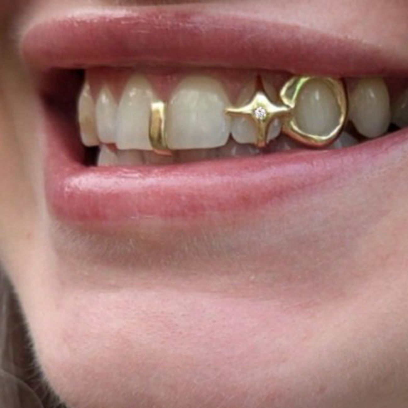 Four-pointed star zircon single tooth hip hop teeth braces gold teeth silver teeth hip hop teeth grillz gold grillz silver grillz