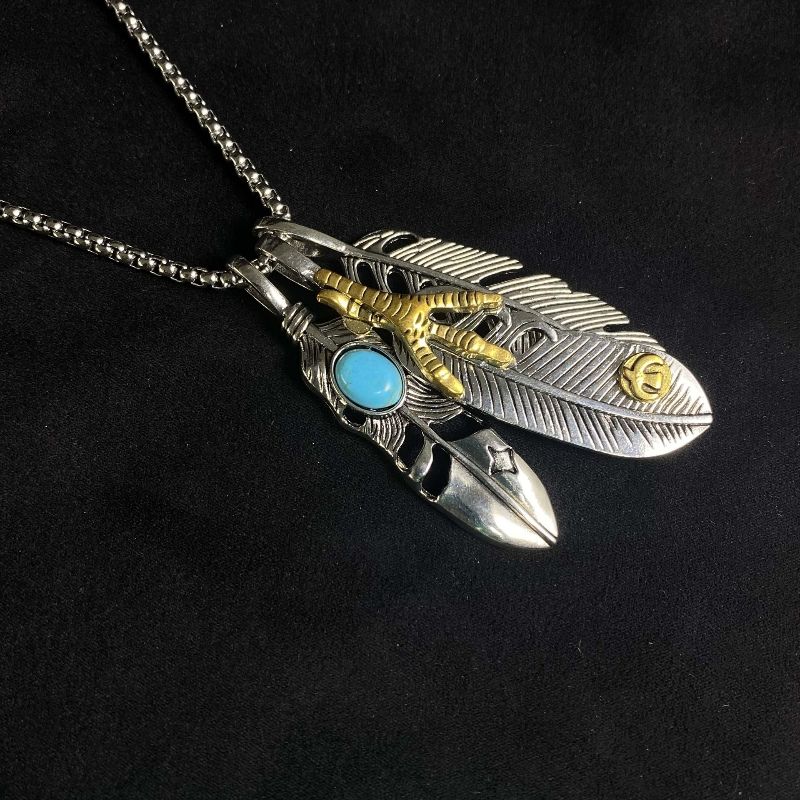 Feather pendant men's trendy necklace, leaf pendant long necklace 70CM titanium steel chain pendant necklace