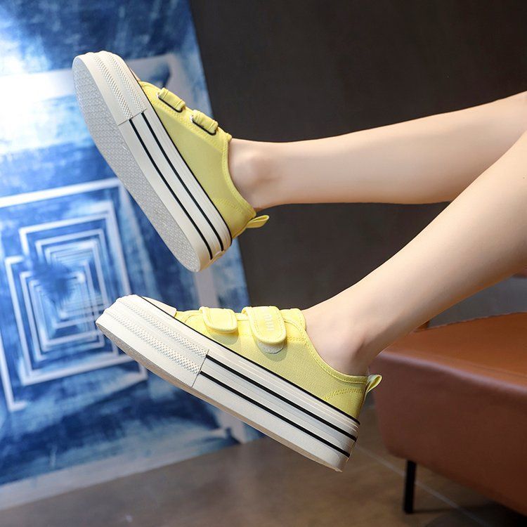 New Velcro canvas shoes for women in summer 2025, solid color thick-soled white white sneakers, school-style running casual shoes