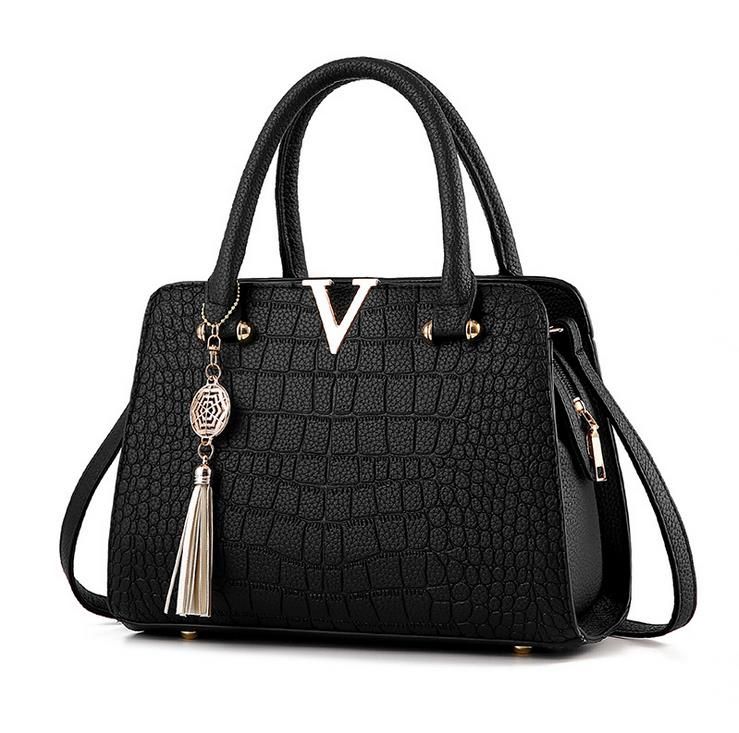 Crocodile leather women's bag V letter designer women's handbagBlack