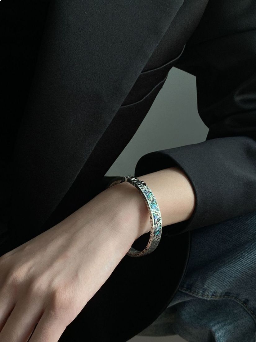 Magnetic Gaming Headset Abalone Bracelet Open Cuff - Iridescent Paua Shell Silver Bangle