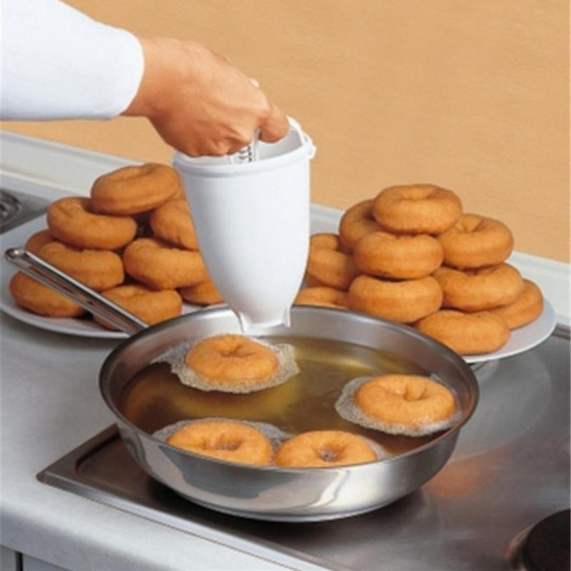 Doughnut Donut Waffle Maker Molds Home Bakery Kitchen Tools Bakeware Machine Baking Cake Mold Accessories
