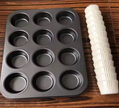 Non Stick Baking Tray Carbon Steel Black Hole Pine Cake Tray Circular Paper Cup Cake Baking Tray
