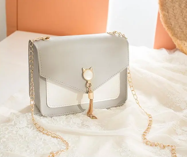 Fashion all-match change ins small square chain one-shoulder women's bag messenger junior high school students Korean version of the net red