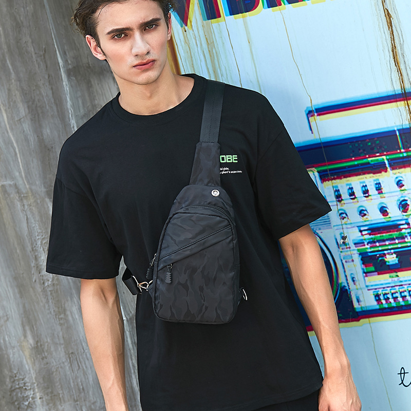 3115 Men's Fashion Casual Multifunctional Canvas Shoulder Chest Bag