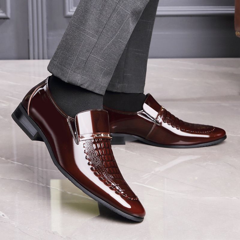 Crocodile print men's patent leather business shoe cover Toe slim leather shoes men's shoes 7701