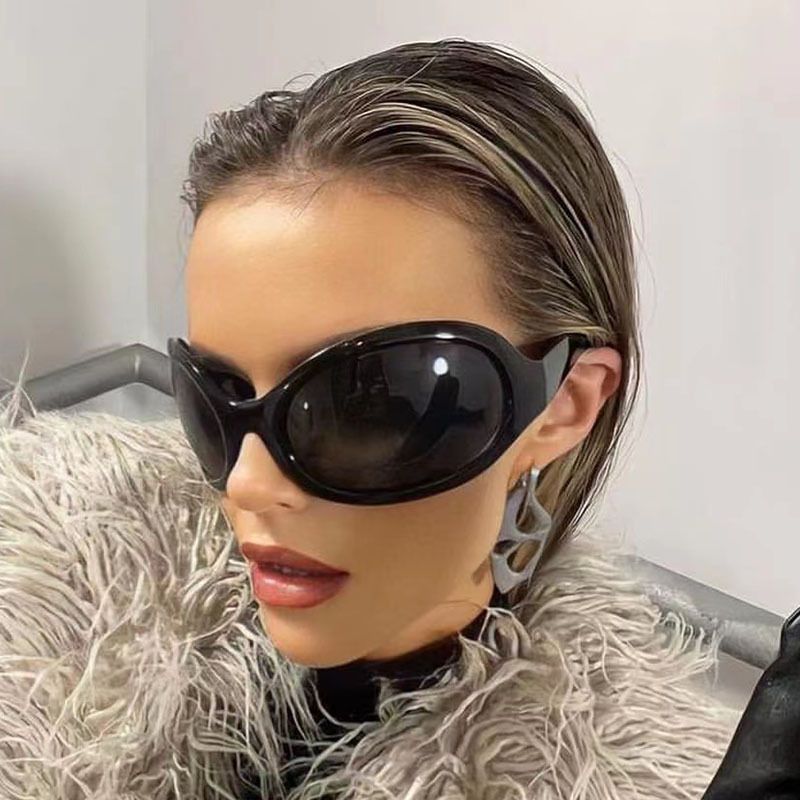 6616 New Y2K Futuristic Big Frame Curved Sunglasses Personality Exaggerated Spice Girl Sunglasses Men and Women Sun Glasses