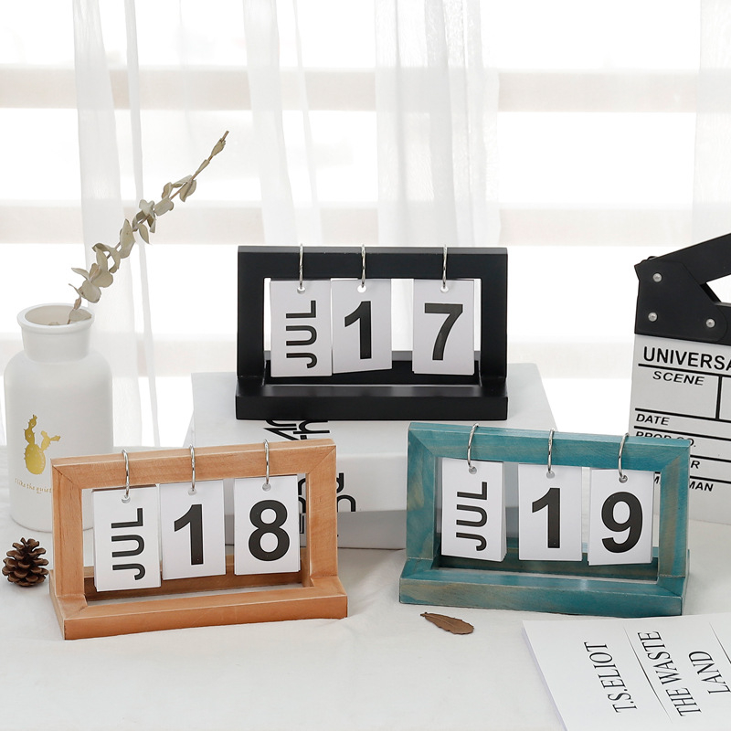 Flip Chart Perpetual Calendar,Creative Wooden Chic Office Home Decoration Desk Calendar with Artwork Rustic Vintage Retro Style 