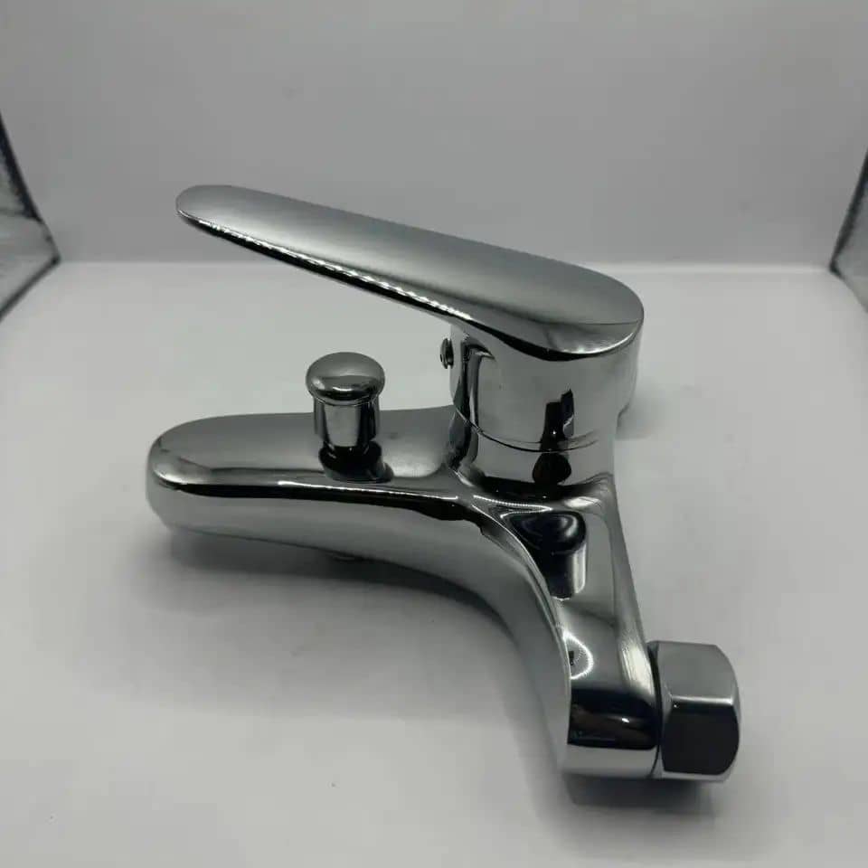 Chrome Zinc alloy bathroom wall-mounted faucet - bath and shower water mixer faucet Accessories 