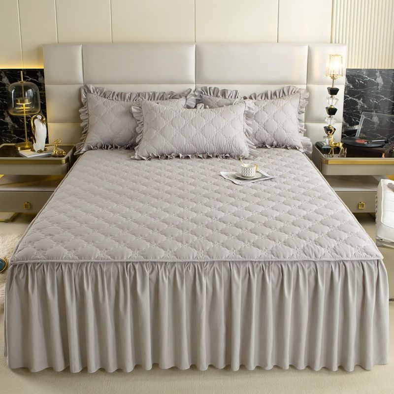 3 piece set 120 * 200cm ,150 * 200cm bed,,180 * 220cm bed ,200 * 220cm bed skirt three piece set Bed cover, bed skirt, three piece set, anti slip mattress protective cover CRRSHOP home bed sheet
