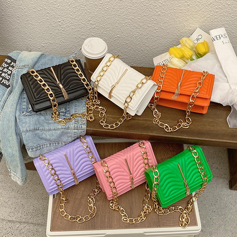 New casual bag women's bag chain single shoulder oblique span portable fashion trend with a simple small square bag dk9135