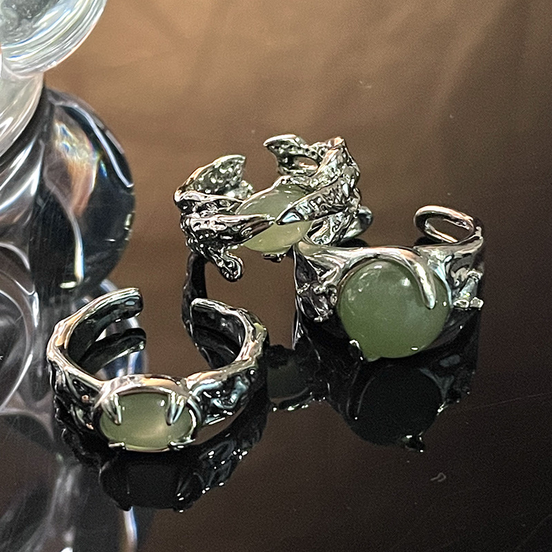 JZ2282 Women's New Green Gemstone Open Ring Pleated Irregular Ring
