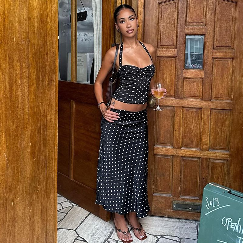 Summer New Women Black and White Two Piece Outfit, Sexy Low Neck Halter Tie Knot Crop Top, High Waist Slim Fit Bodycon Mini Skirt, Casual Fashion Elegant Skirt Set for Ladies