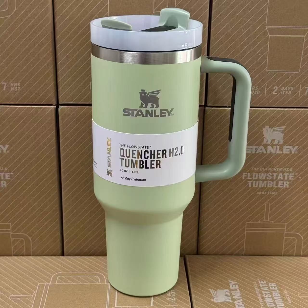 Stanley Tumblers - Large Capacity Travel Mugs in Pink, Blue, White, Blackgreen