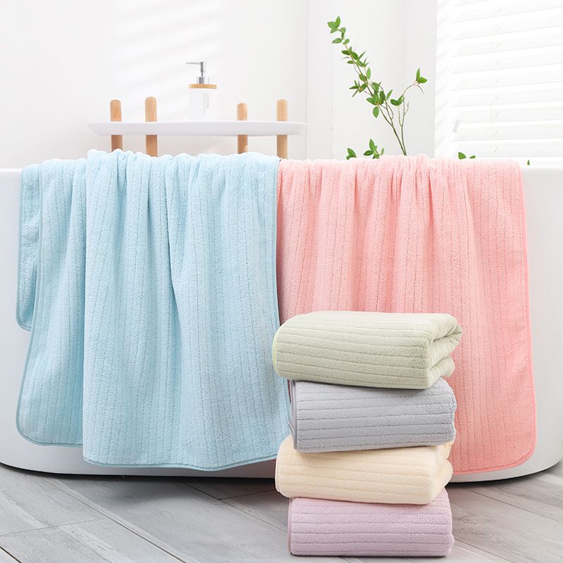 Bath towel, suitable for both men and women, made of 100% cotton, highly absorbent, dries quickly, does not shed fibers, for couples to use.
