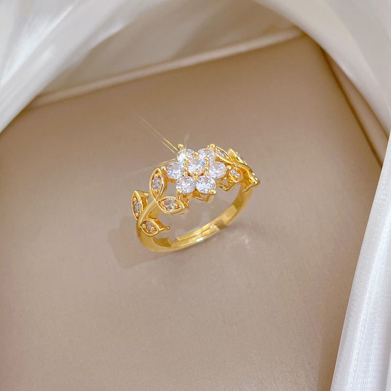 Light Luxury Full Paved Zircon Floral Leaf Open Adjustable Ring Real Gold Electroplated Wide Band Finger Ring Sparkly Crystal Vine Statement Hand Jewelry Minimalist Daily Matching Couple Promise Band Gift For Women Men Dating Banquet Party Fashion Accessory
