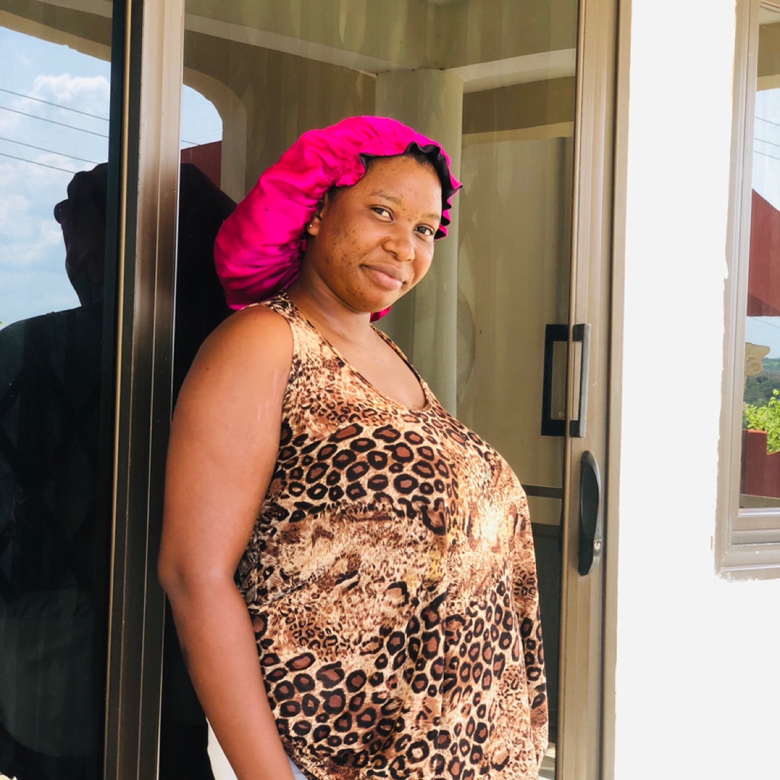 NOBLE MIRACLE MI PRIDE 6PCS HUMAN HAIR EXTENTION-COLOR IB evaluates user icon