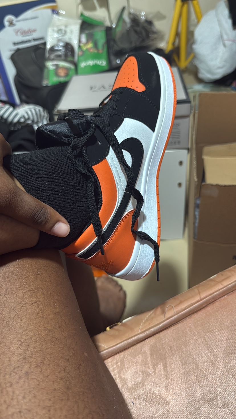 Nike Jordan Air Jordan1 low Shattered Backboard sneaker shoes evaluates picture