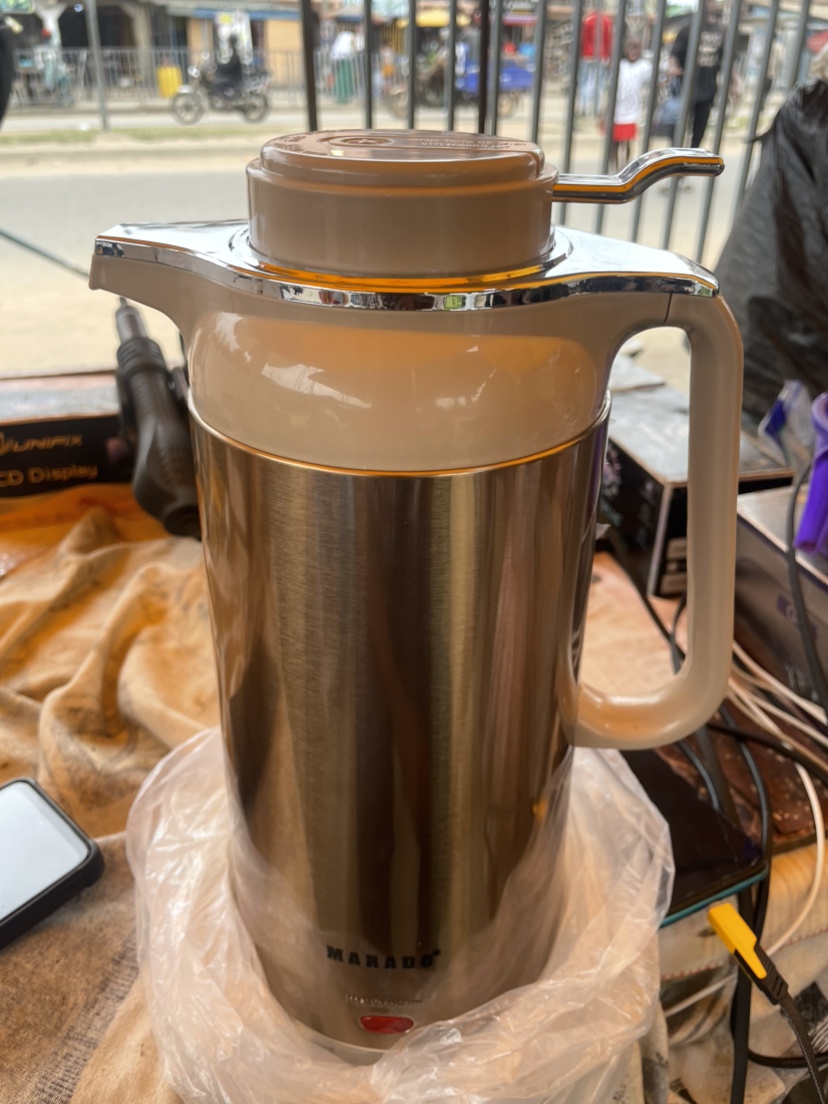 Dual Function Electric Kettle and Flask - 2.5 Litres Gold evaluates picture